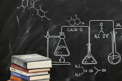 2019年暨南大学在职研究生报名学费贵吗？