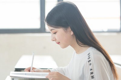 统计学在职研究生报名及考试时间在什么时候？