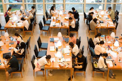 上海外国语大学在职研究生该如何报考？