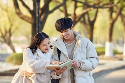 上海外国语大学在职研究生有什么优势?