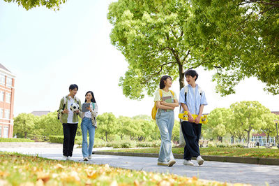 退伍军人能报考西北政法大学在职研究生吗？