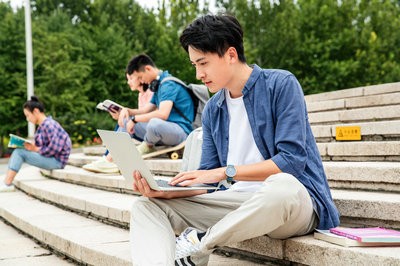 北京理工大学同等学力在职研究生是免试入学的吗？