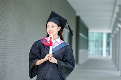 云南财经大学在职研究生单证在企业认可度怎么样？