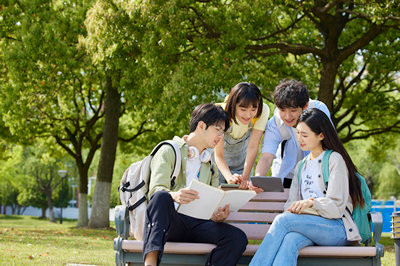重庆师范大学在职研究生和全日制区别是什么？
