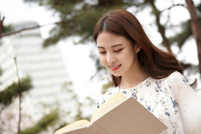 报考重庆师范大学在职研究生对年龄有限制吗？