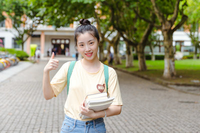 华侨大学在职研究生考试时间和全日制一样吗？