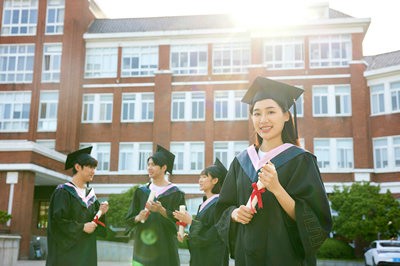 就读云南财经大学在职研究生发展前景如何？