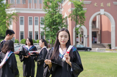 安徽大学在职研究生论文答辩难吗？