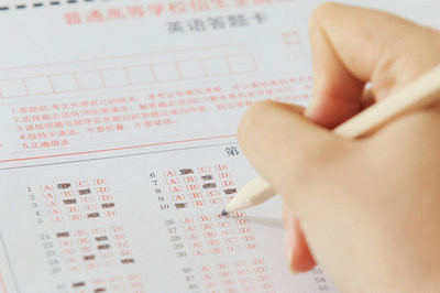 中国矿业大学(北京)在职研究生考试时间是什么时候？