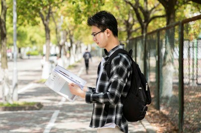 非全日制在职研究生报考流程是什么？