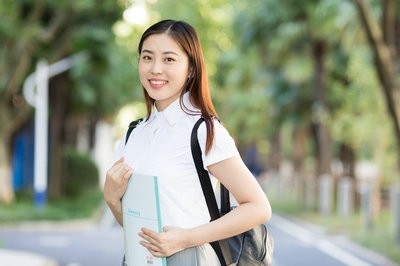 报考文物与博物馆在职研究生有网课吗？