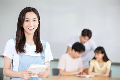2023年报考河南科技大学在职研究生是什么学习形式？