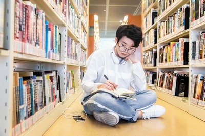 报考黑龙江科技大学在职研究生需要工作经验吗？